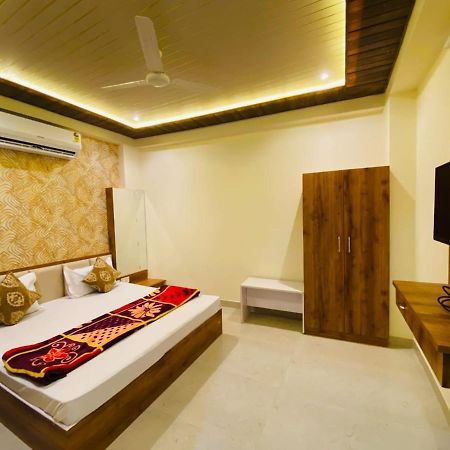 Hotel Mangal Bhog Nāthdwāra Buitenkant foto